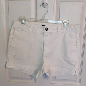 Old Navy Everyday Shorts white size 10